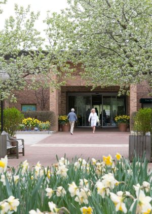 Visitor Center at Chicago Botanic Garden